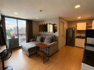 À louer 2 chambres condo à Bang Kho Laem, Bangkok