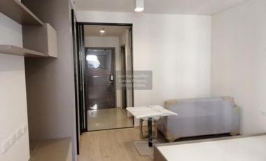 Wohnung zur Miete mit 1 Zimmer in Khlong San, Bangkok