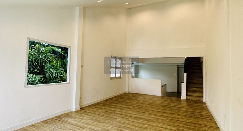 For rent 2 bedrooms townhouse in Mueang Nonthaburi, Nonthaburi
