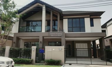 For rent 3 bedrooms house in Saphan Sung, Bangkok