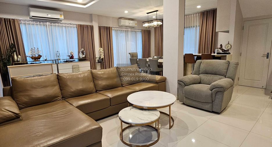 For rent 3 bedrooms house in Saphan Sung, Bangkok