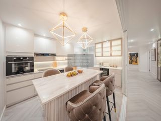 Condo en alquiler de 3 habitaciones en Yan Nawa, Bangkok
