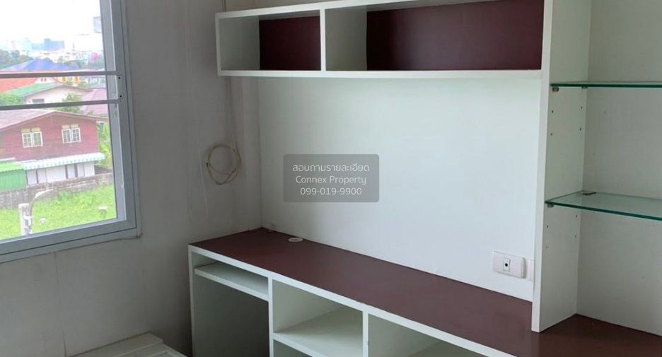 For rent 3 bedrooms townhouse in Chom Thong, Bangkok
