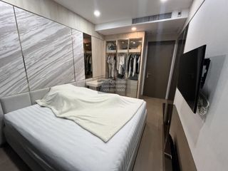 For rent 2 bedrooms condo in Bang Rak, Bangkok