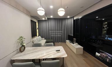 For rent 2 bedrooms condo in Bang Rak, Bangkok