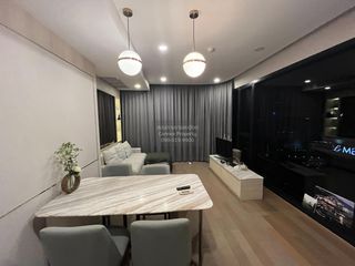 For rent 2 bedrooms condo in Bang Rak, Bangkok