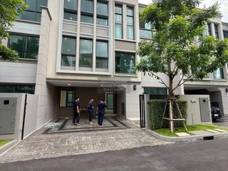 For rent 3 ベッドルーム townhouse in Chatuchak, Bangkok