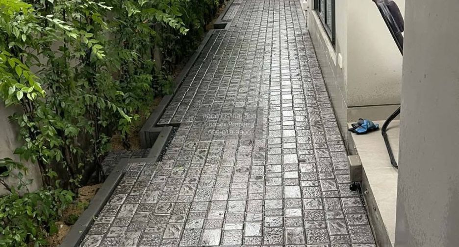 For rent 3 bedrooms house in Saphan Sung, Bangkok