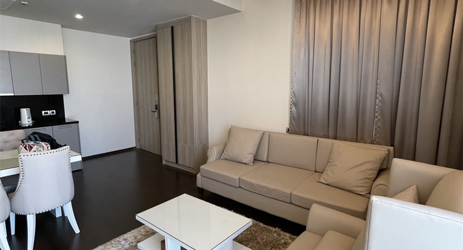For rent 2 bedrooms condo in Khlong Toei, Bangkok
