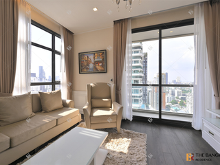 À louer 2 chambres condo à Khlong Toei, Bangkok