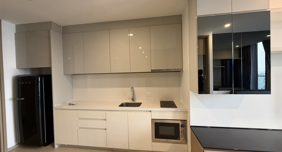 For rent 1 bed condo in Pathum Wan, Bangkok