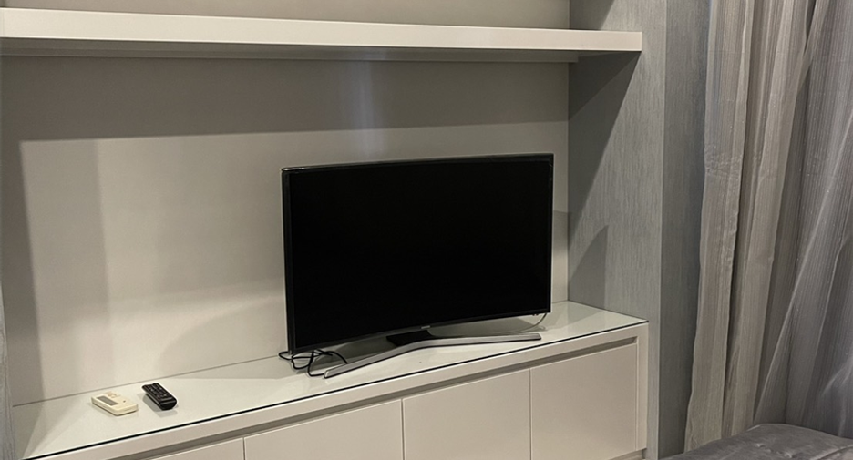 For sale 2 bedrooms condo in Khlong Toei, Bangkok