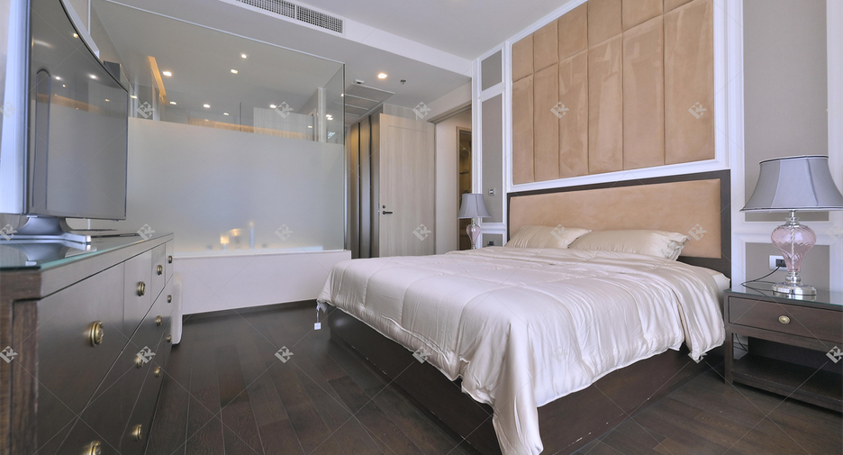 À vendre 2 chambres condo à Khlong Toei, Bangkok
