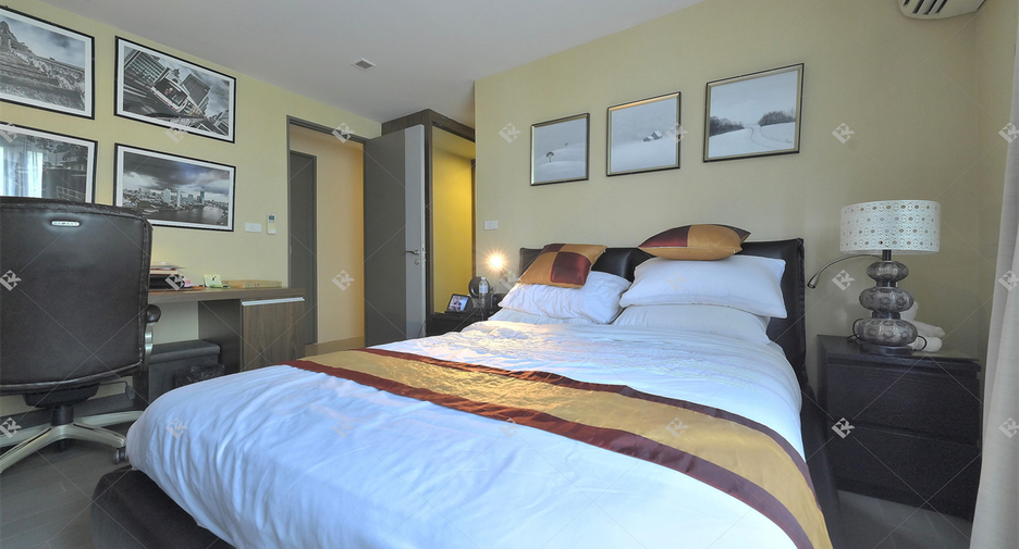 For rent 2 bedrooms condo in Khlong Toei, Bangkok