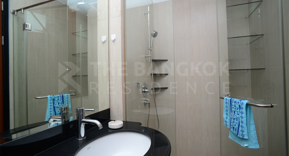 À louer 2 chambres condo à Sathon, Bangkok