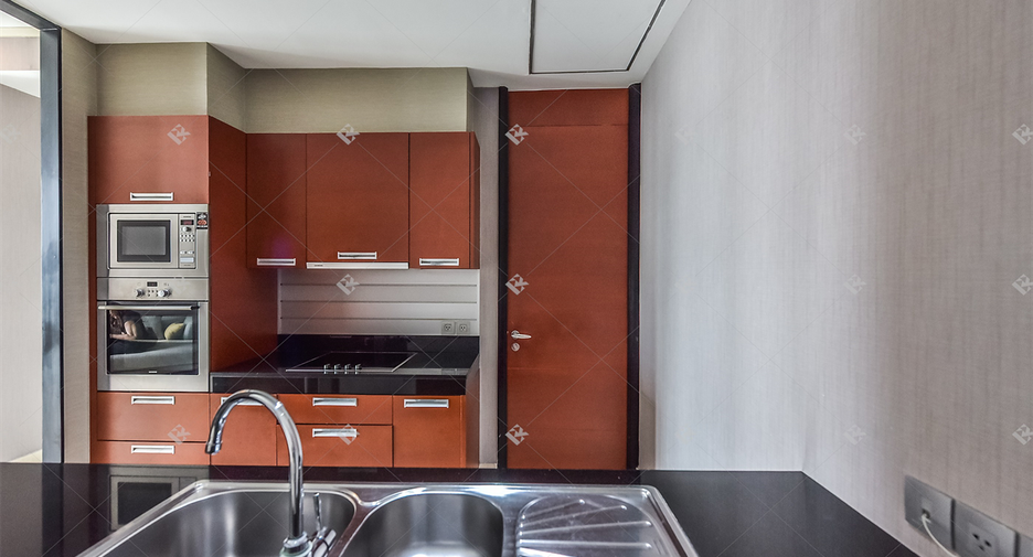 For rent 2 bedrooms condo in Sathon, Bangkok