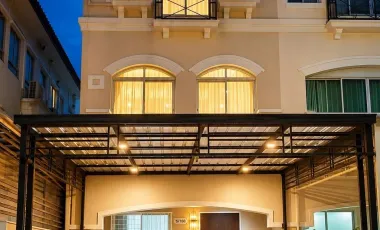 For sale and for rent 4 bedrooms townhouse in Suan Luang, Bangkok