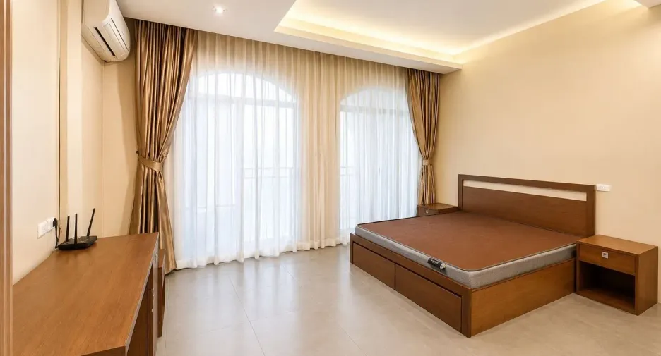 For sale and for rent 4 bedrooms townhouse in Suan Luang, Bangkok