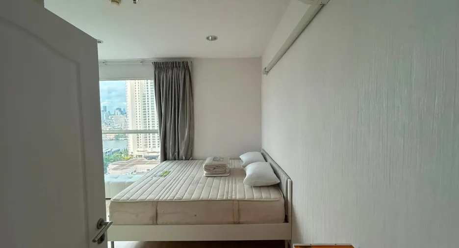 Wohnung zur Miete mit 2 Zimmer in Khlong San, Bangkok