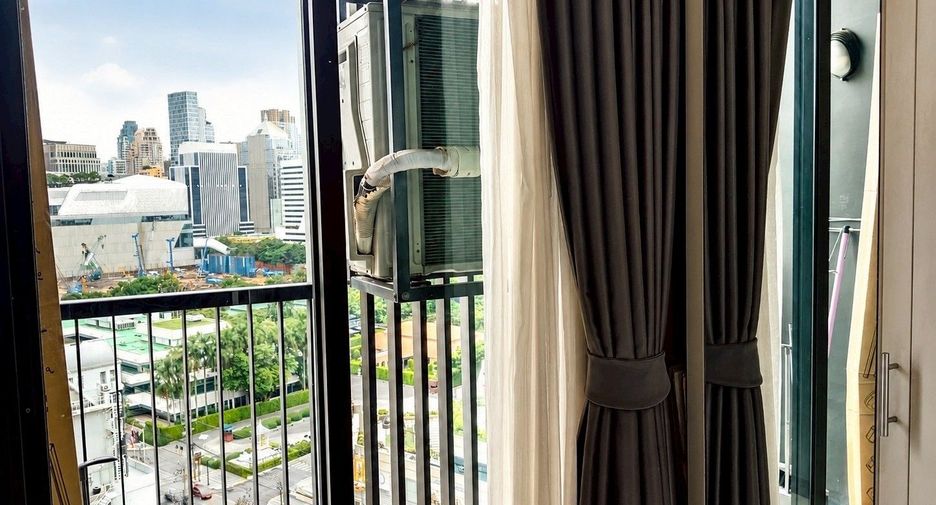 For rent 1 bed condo in Pathum Wan, Bangkok