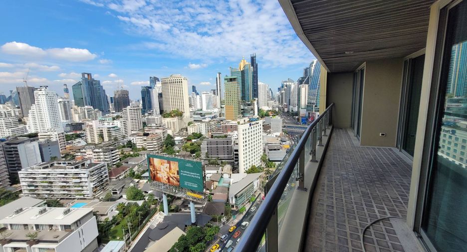 À louer 2 chambres condo à Khlong Toei, Bangkok