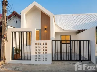 Casa adosada en venta de 2 habitaciones en Mueang Chiang Mai, Chiang Mai