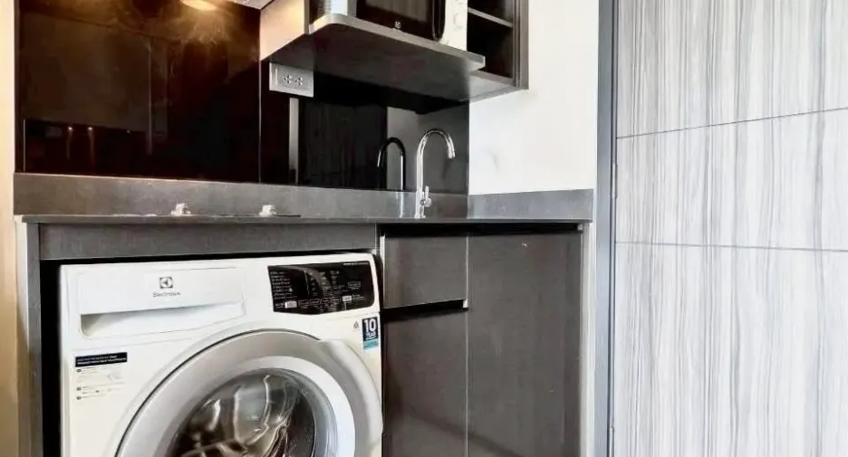 Wohnung zur Miete mit 1 Zimmer in Khlong Toei, Bangkok