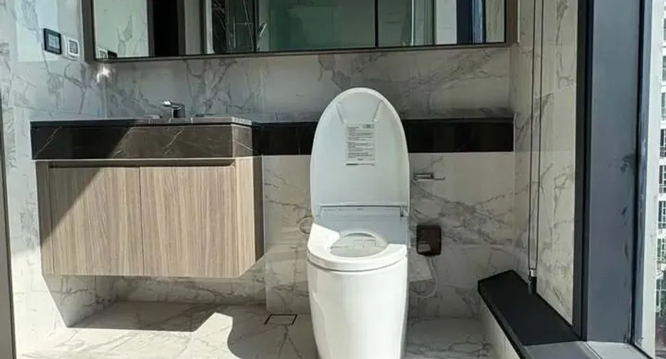 Wohnung zur Miete mit 2 Zimmer in Khlong Toei, Bangkok