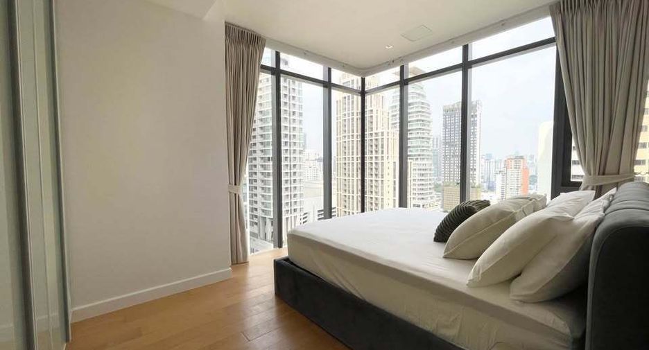 For rent 2 bedrooms condo in Khlong Toei, Bangkok