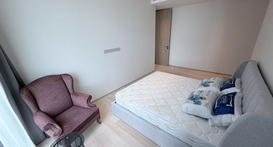 For rent 2 bedrooms condo in Sathon, Bangkok