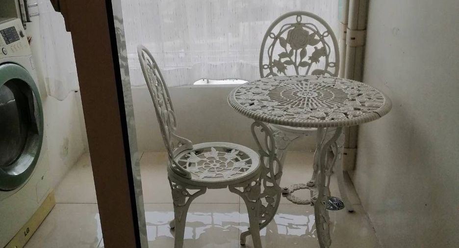 For rent 1 bed condo in Sathon, Bangkok