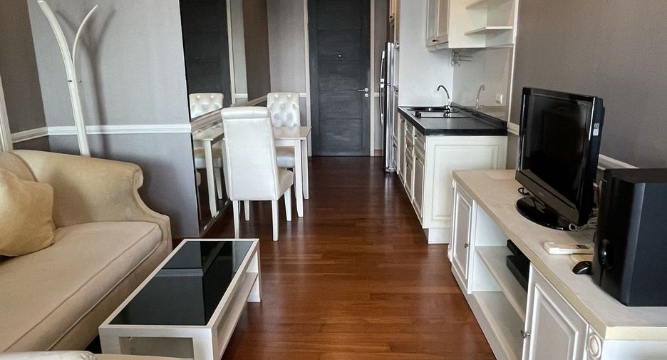 For rent 1 bed condo in Sathon, Bangkok