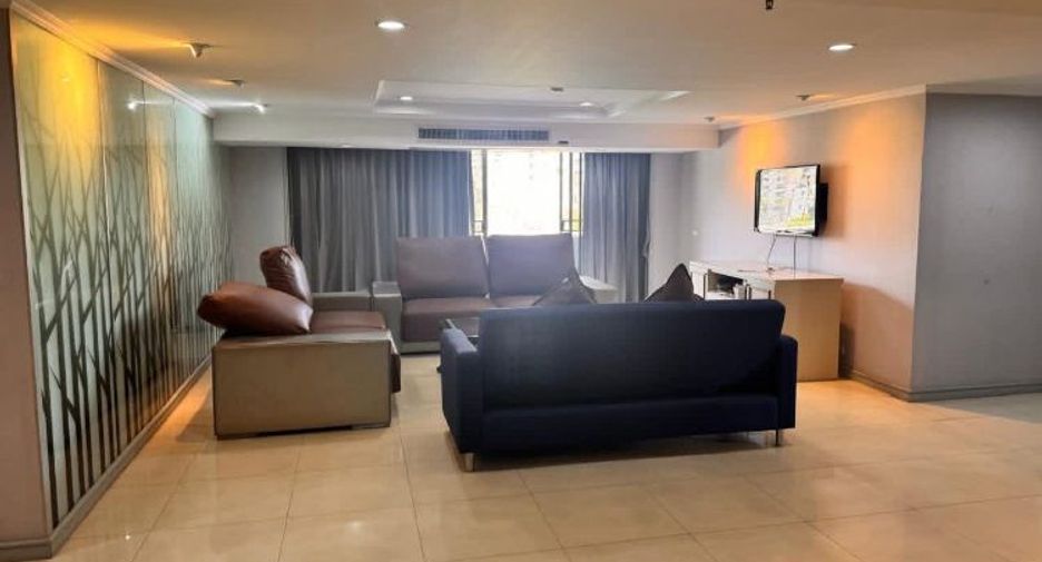Apartment zur Miete mit 3 Zimmer in Khlong Toei, Bangkok