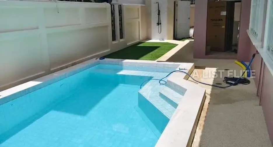 Haus zur Miete mit 3 Zimmer in Bang Lamung, Chonburi