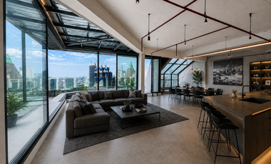 For sale 4 bedrooms condo in Sathon, Bangkok