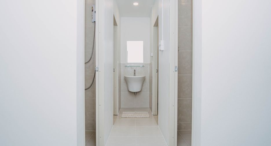 For sale and for rent 2 bedrooms townhouse in Mueang Phuket, Phuket