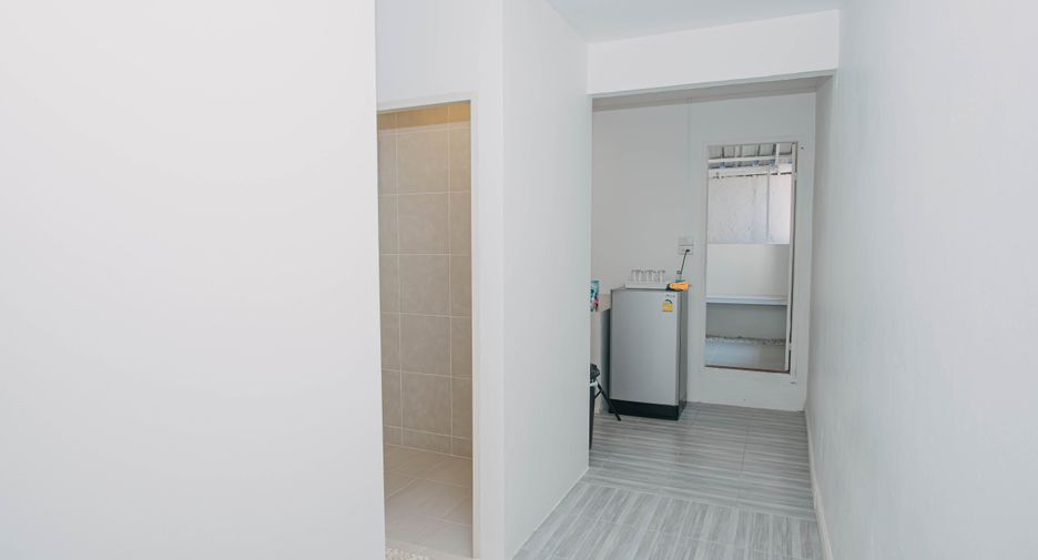 For sale and for rent 2 bedrooms townhouse in Mueang Phuket, Phuket