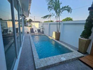 À vendre 3 chambres villa à Mueang Phuket, Phuket