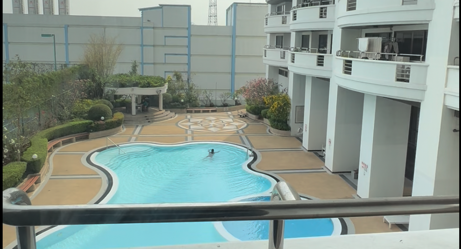 For rent 3 bedrooms condo in Suan Luang, Bangkok