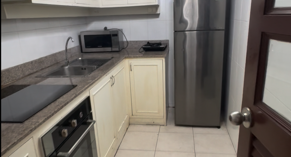 For rent 3 bedrooms condo in Suan Luang, Bangkok