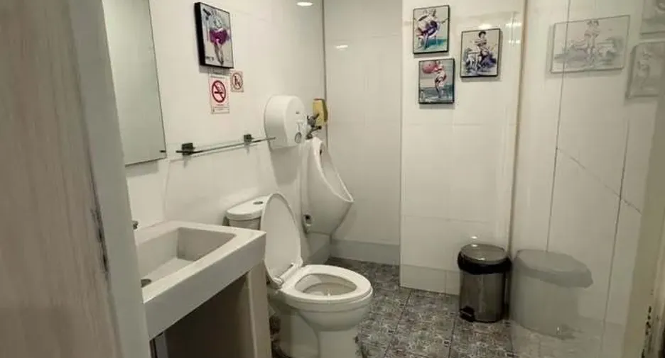 For sale and for rent retail Space in Khlong Toei, Bangkok