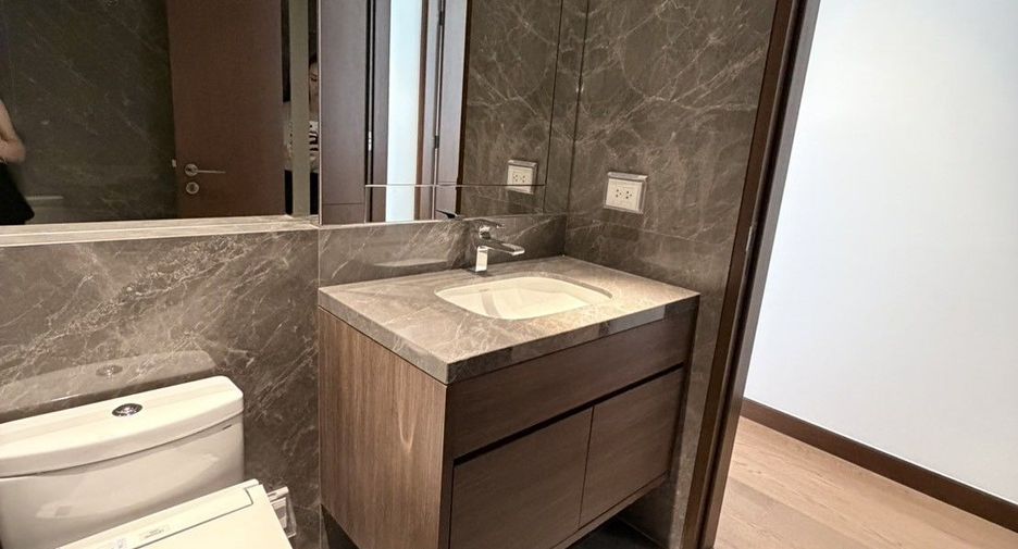 For sale and for rent 2 bedrooms condo in Bang Rak, Bangkok