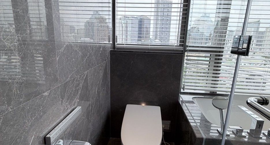 For sale and for rent 2 bedrooms condo in Bang Rak, Bangkok