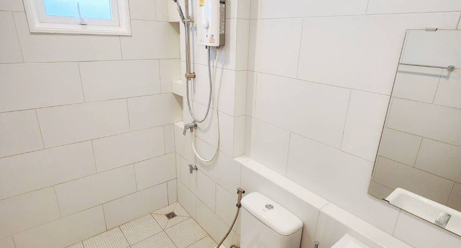 出租 3 卧室 独立屋 在 塔朗, 普吉