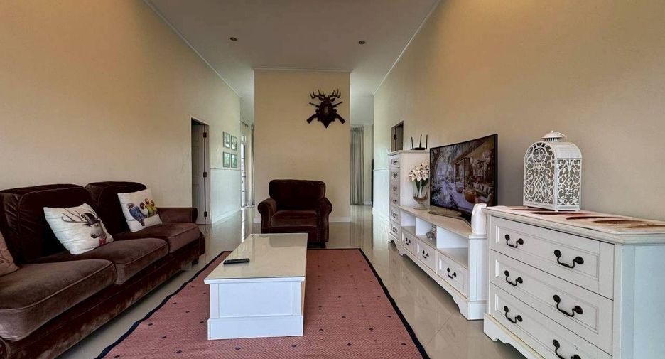 Villa en alquiler de 3 habitaciones en San Kamphaeng, Chiang Mai