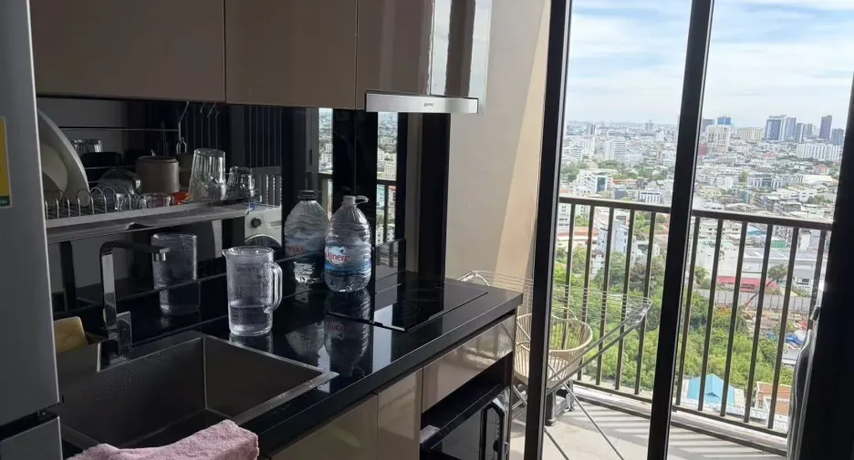For sale and for rent 1 bed condo in Khlong Toei, Bangkok