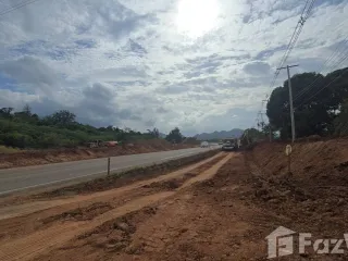 出售 土地 在 Pran Buri, 班武里府