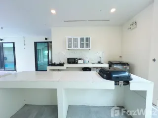 出租 4 卧室 别墅 在 华欣, 班武里府