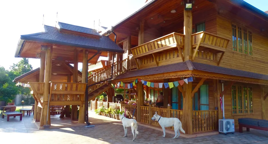 Casa en venta de 9 habitaciones en Sam Roi Yot, Prachuap Khiri Khan