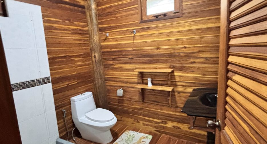 Casa en venta de 9 habitaciones en Sam Roi Yot, Prachuap Khiri Khan